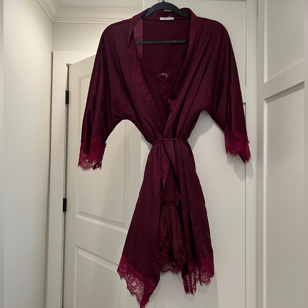 Gold Hawk satin slip and robe XS/S